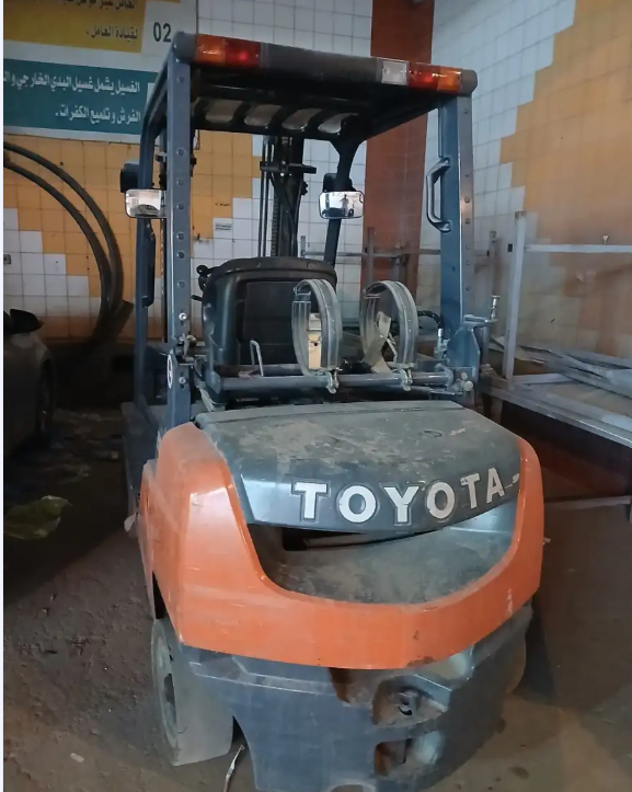 Used Forklifts for Sell in Riyadh, Saudi Toyota Forklifts for sell, TCoyota Forklift 2.5 Ton for sell in Riyadh, Mobile 00966544000277