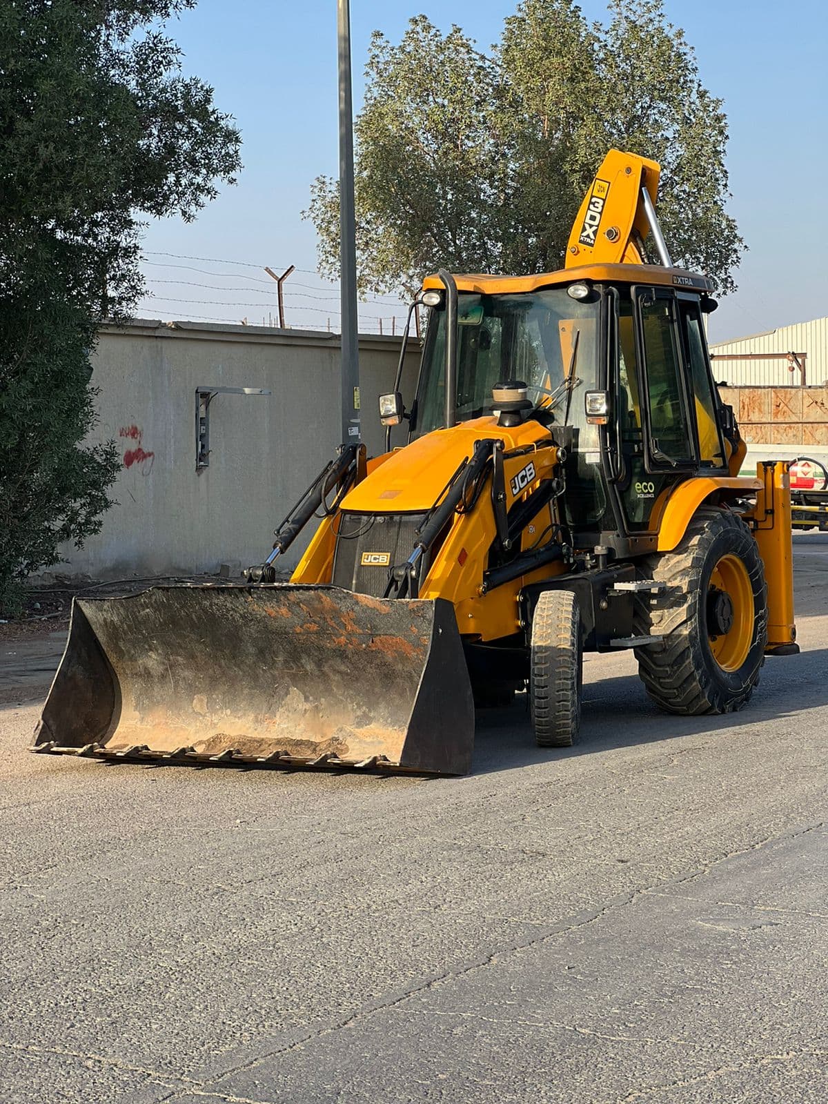 For Sell, JCB, Backhoe Loader, 3DX, Model 2017, Available in Riyadh