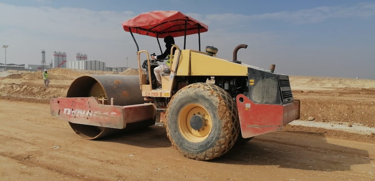 Compactor Roller, Road Comapctor, Dynapac, 2007, In good condition, Available in Riyadh