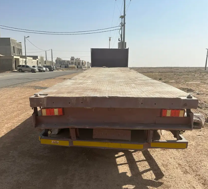 سطحات للبيع في السعودية, سطحة تيدر ثلاث محاور طول 13 متر للبيع في مدينة المجمعة الرياض, موبايل 00966503449043