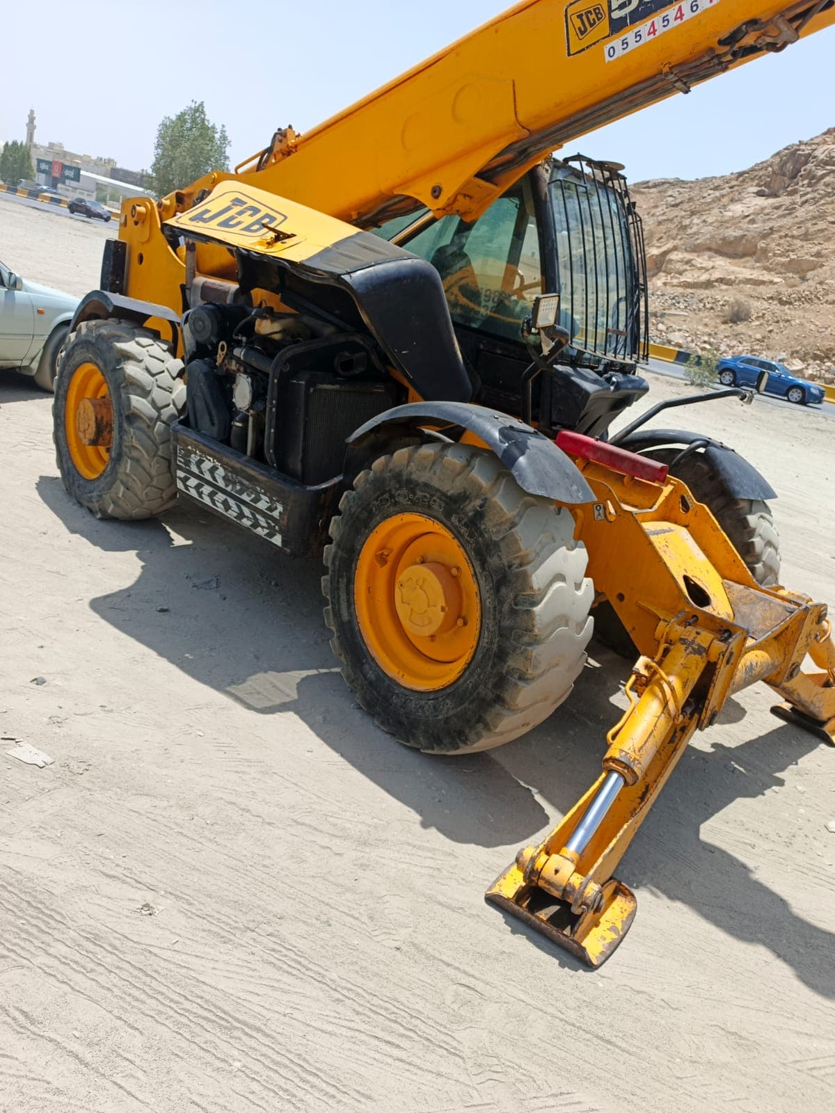 Platform for sale Telehandlers in Saudi Arabia, Telehandler Boom Loader JCB for sell in Makkah, 540/140, Mob +966552969527